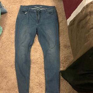 Medium wash old navy jeans high rise super skinny size 14